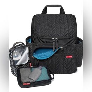 SKIP HOP DIAPER BACKPACK